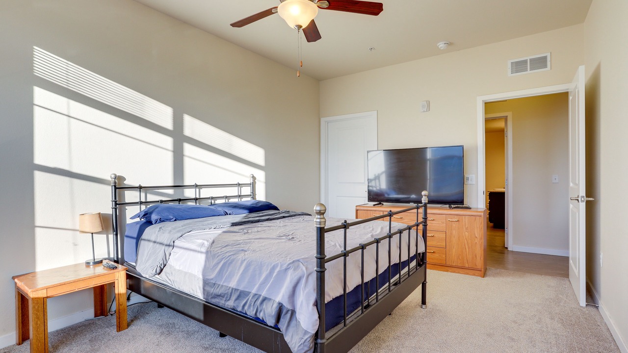 Photo of Bedroom in Northeast Park Hill