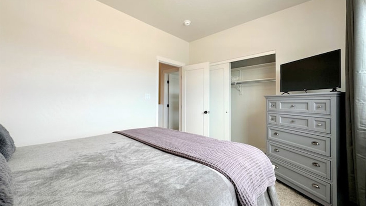 Photo of Bedroom in Pear Park