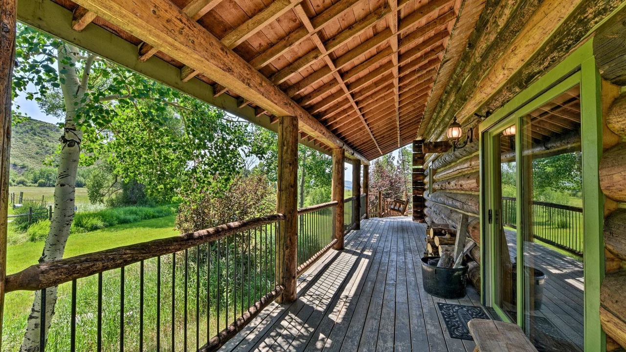 Photo of Outdoor in Almont