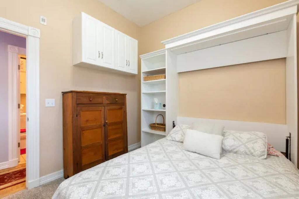 Photo of Bedroom in Golden