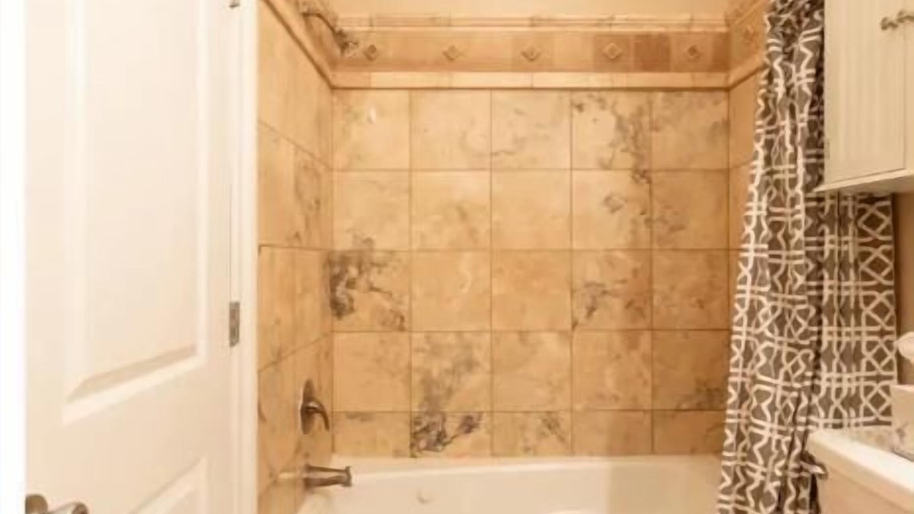 Photo of Bathroom in Golden