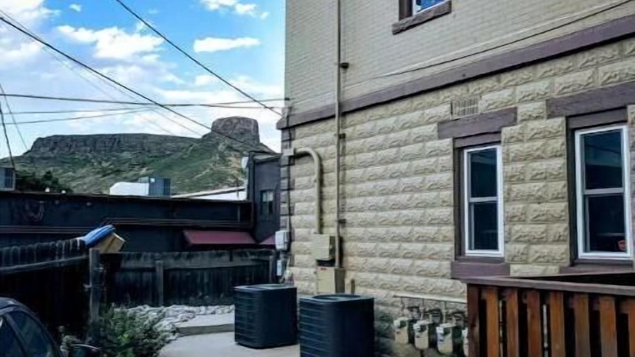 Photo of Outdoor in Golden