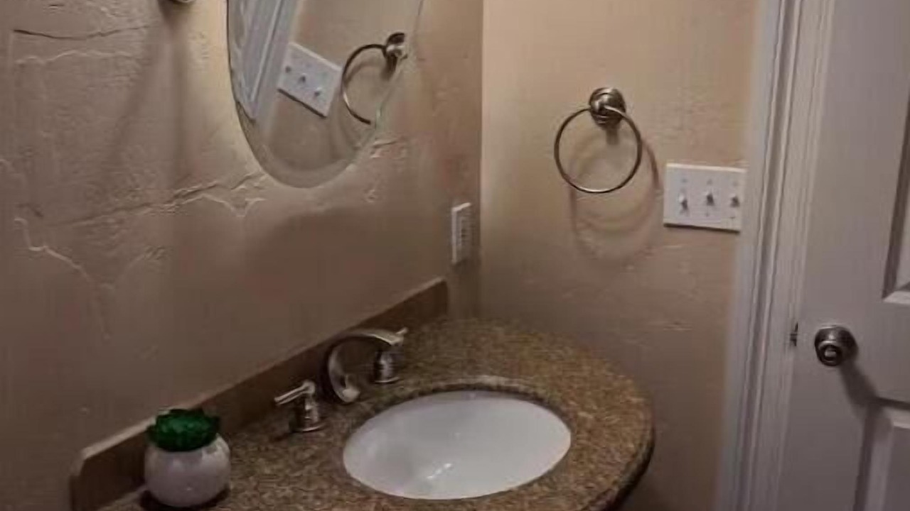 Photo of Bathroom in Golden