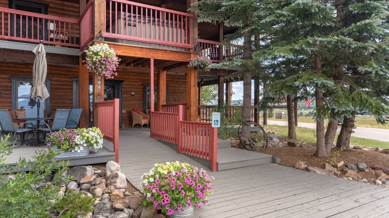Photo of Outdoor in Clark