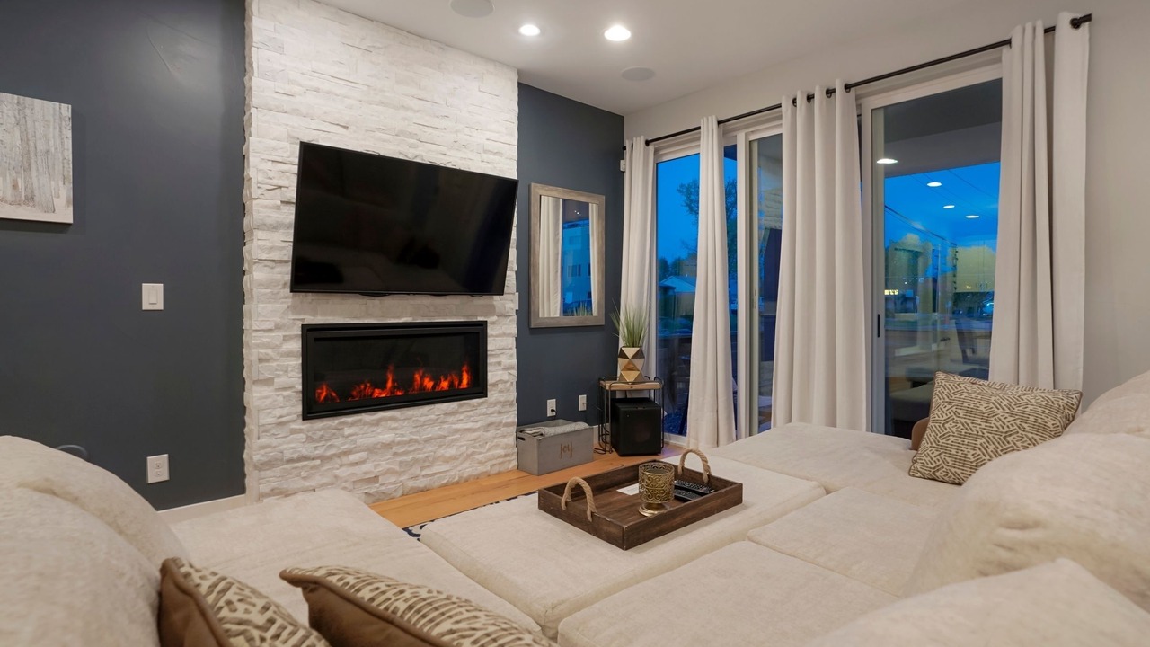 Photo of Livingroom in Sloan Lake