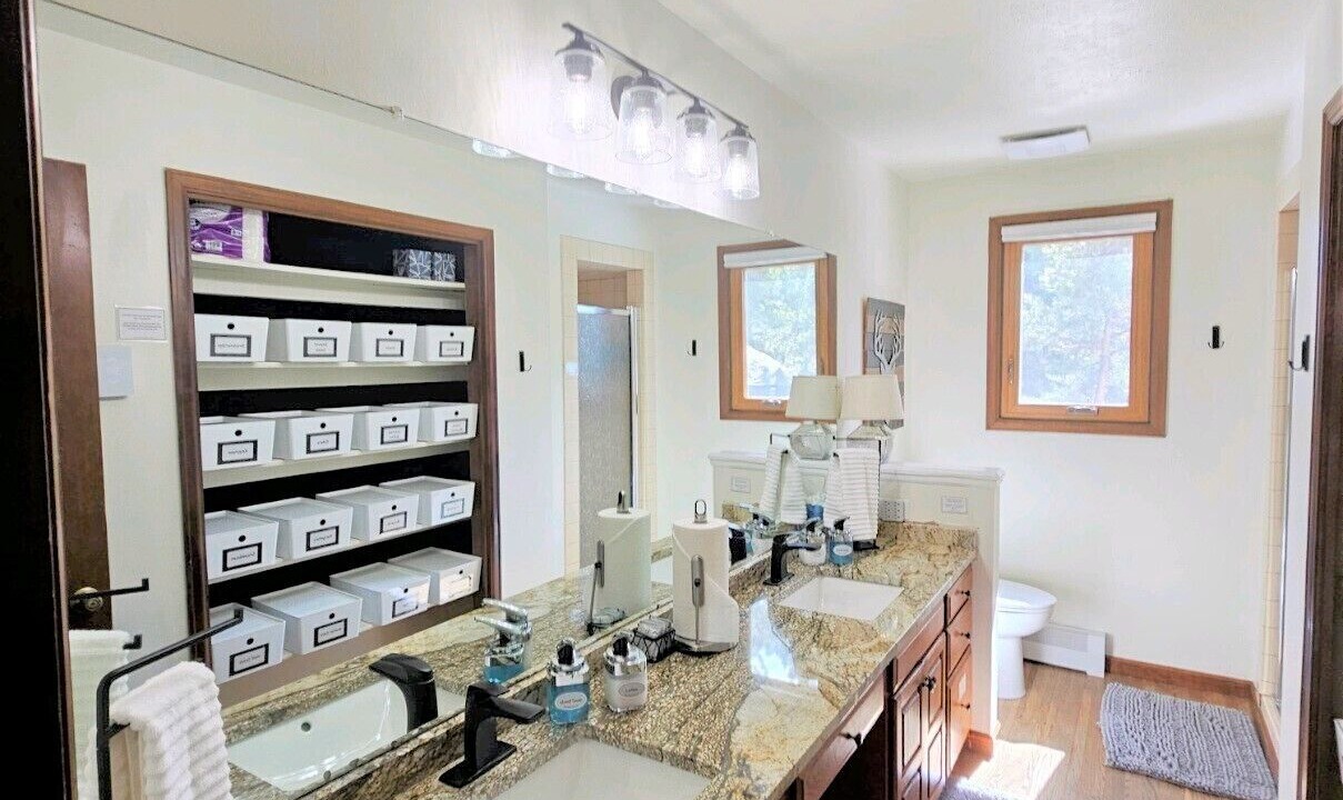 Photo of Bathroom in Doubleheader