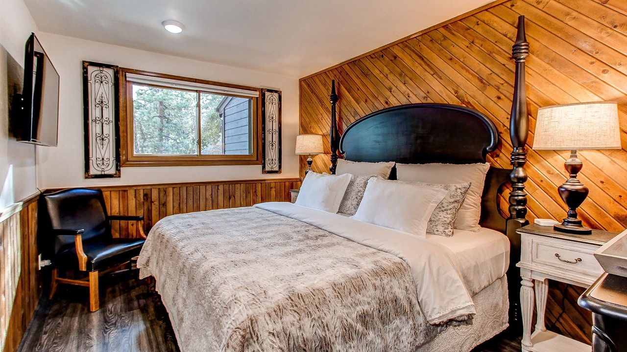 Photo of Bedroom in Doubleheader