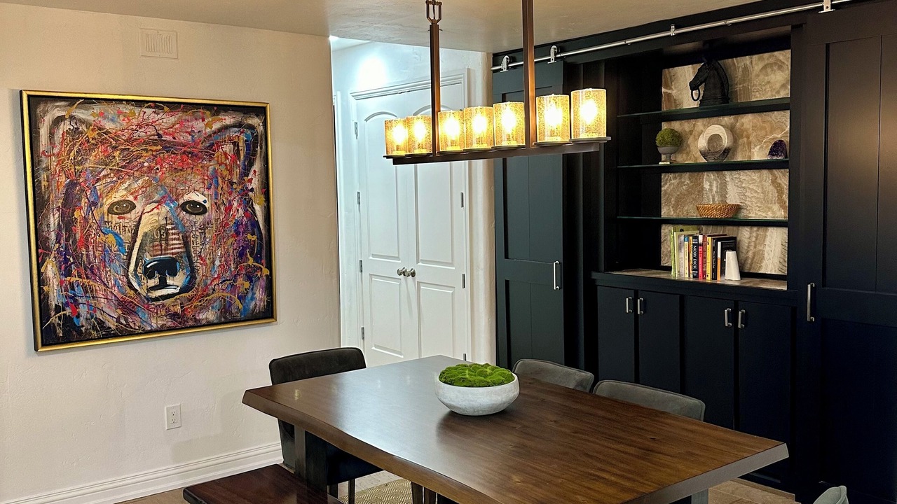 Photo of Livingroom in Edwards