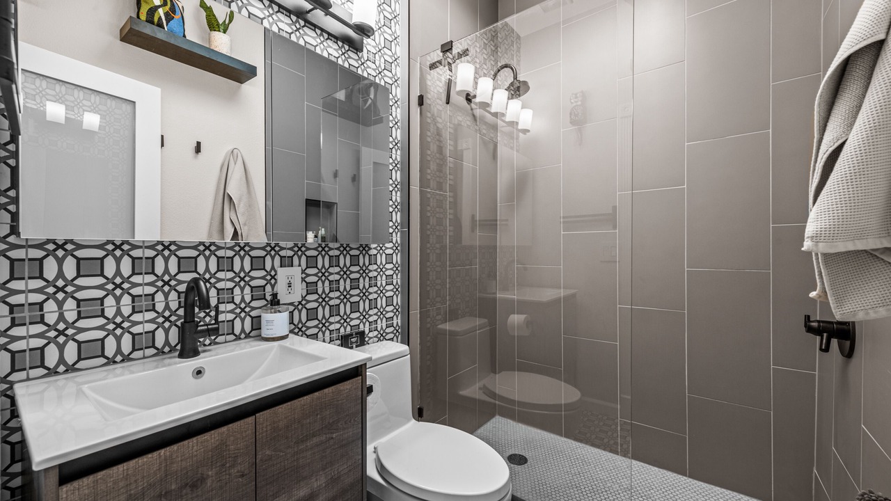 Photo of Bathroom in Speer
