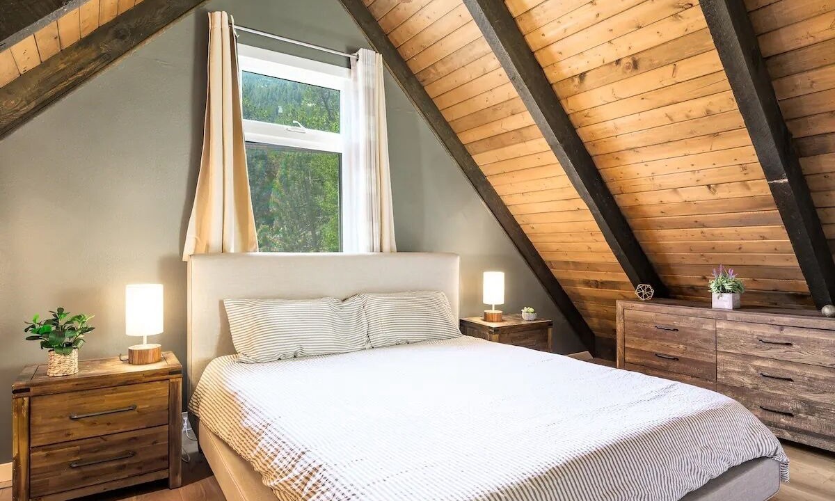 Photo of Bedroom in Evergreen