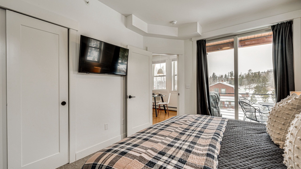 Photo of Bedroom in Grand Lake