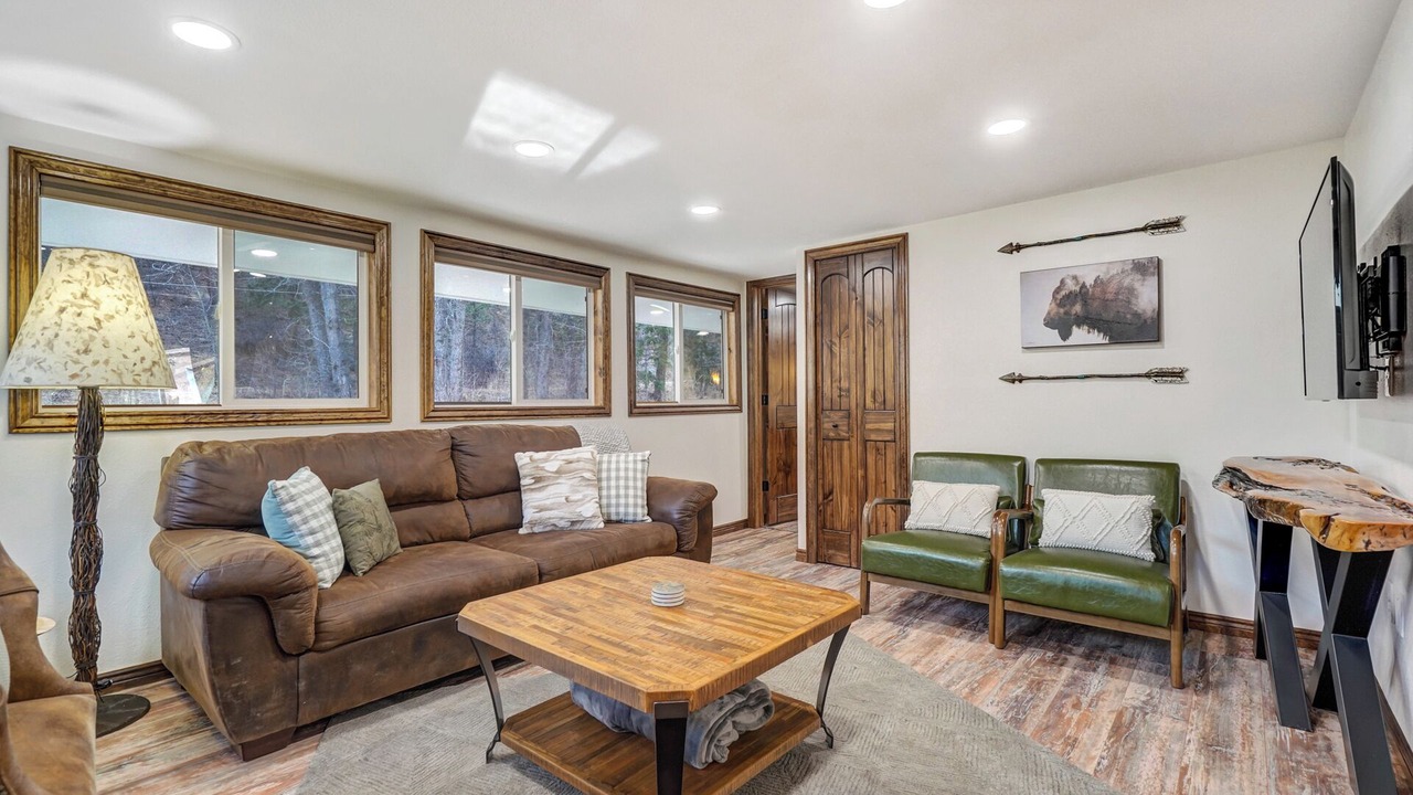Photo of Livingroom in Cascade-Chipita Park