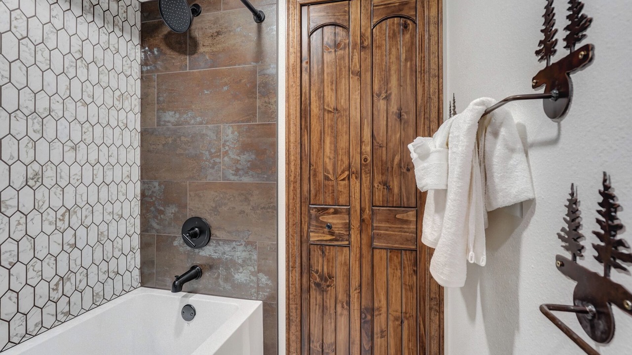Photo of Bathroom in Cascade-Chipita Park