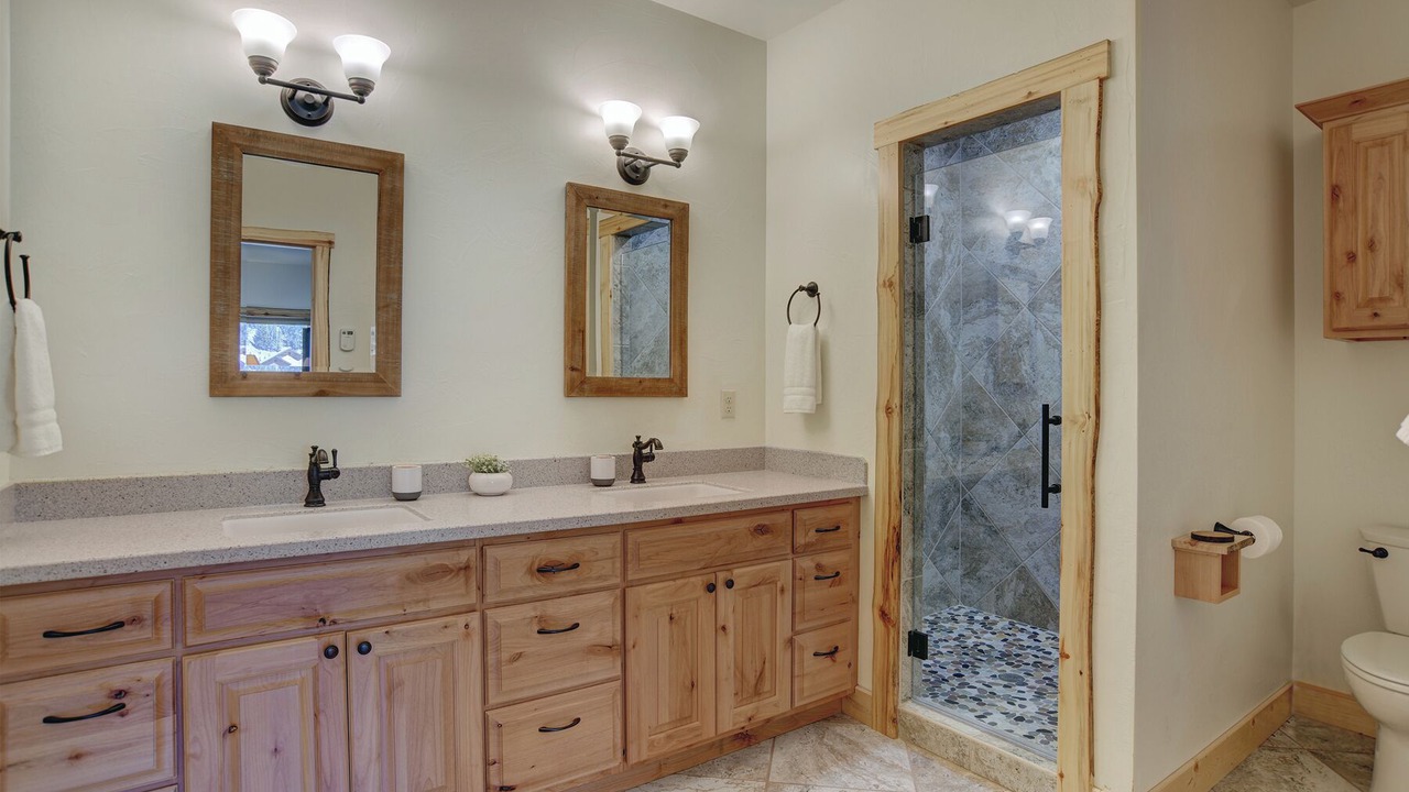 Photo of Bathroom in South Fork