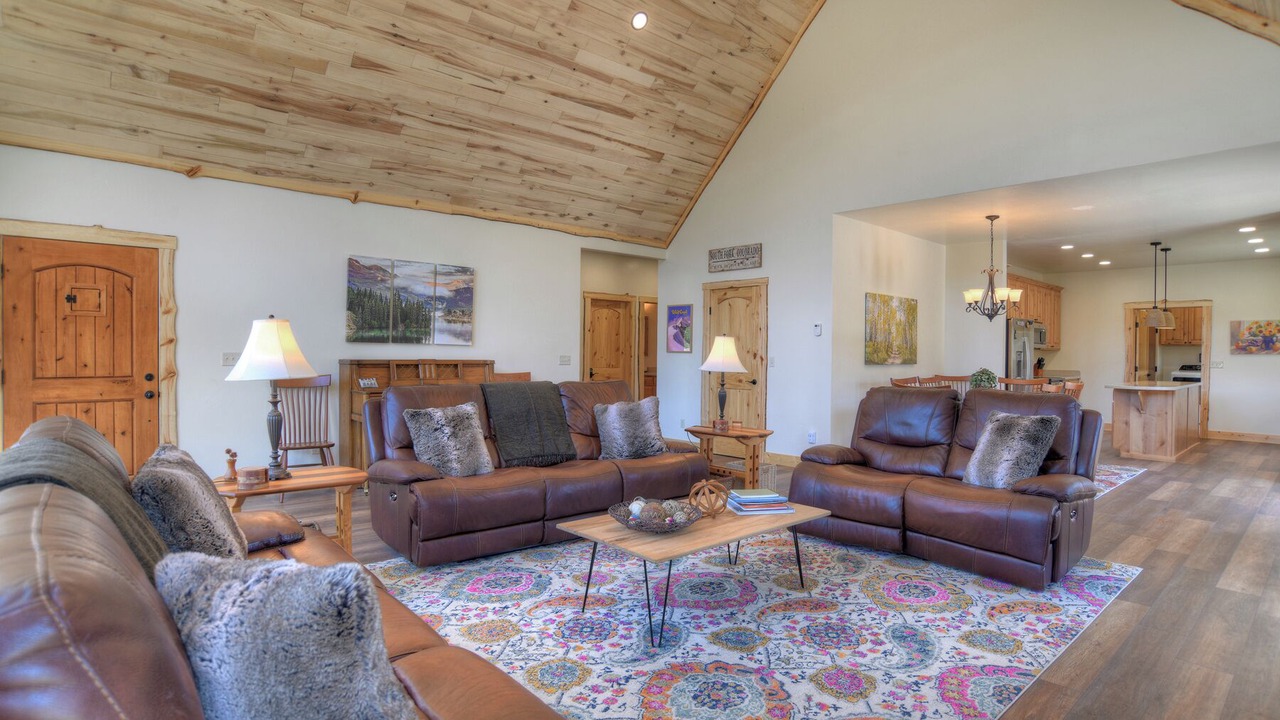 Photo of Bedroom in South Fork