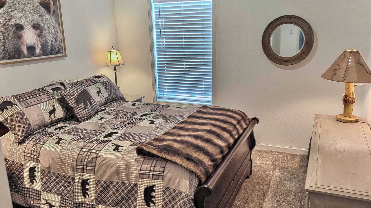 Photo of Bedroom in Leadville North