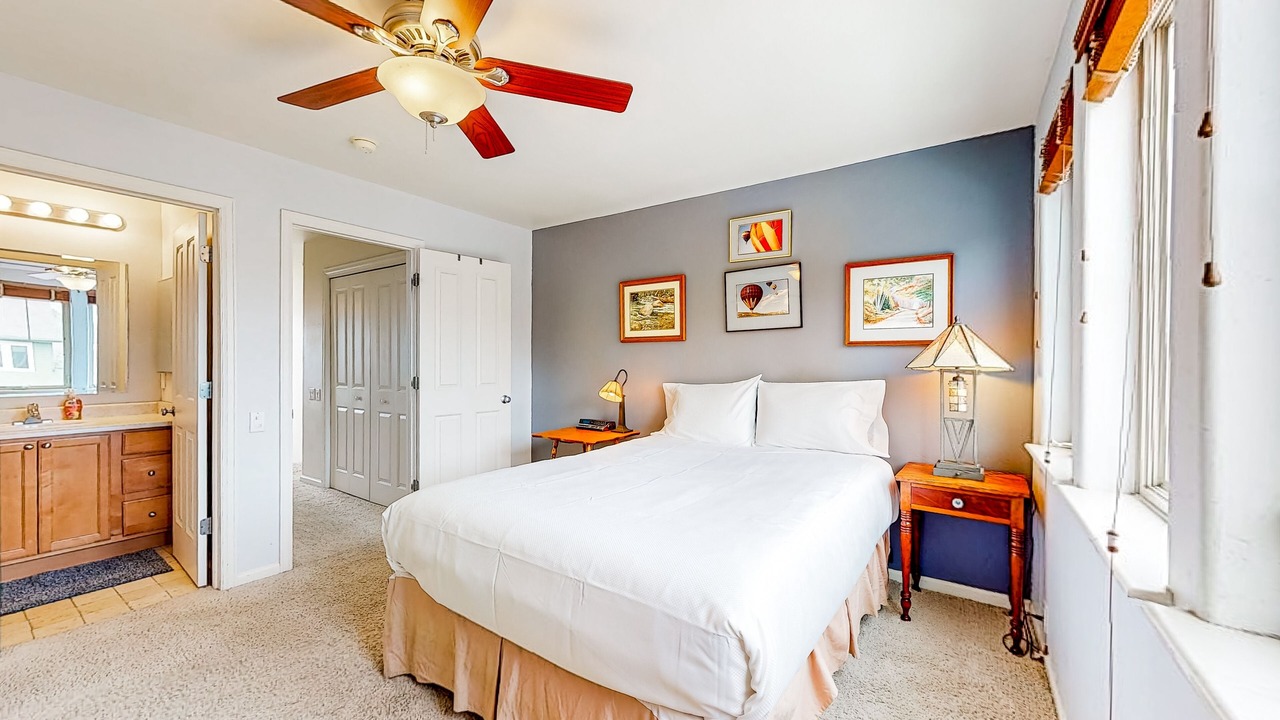 Photo of Bedroom in Basalt