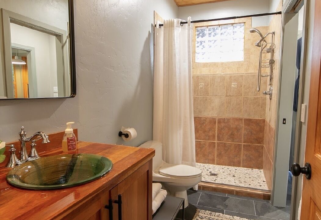 Photo of Bathroom in Buena Vista