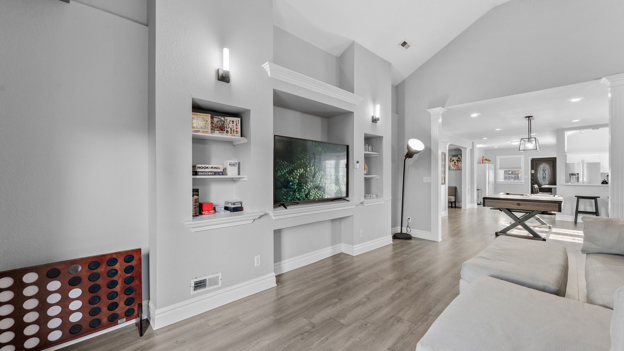 Photo of Livingroom in Athmar Park