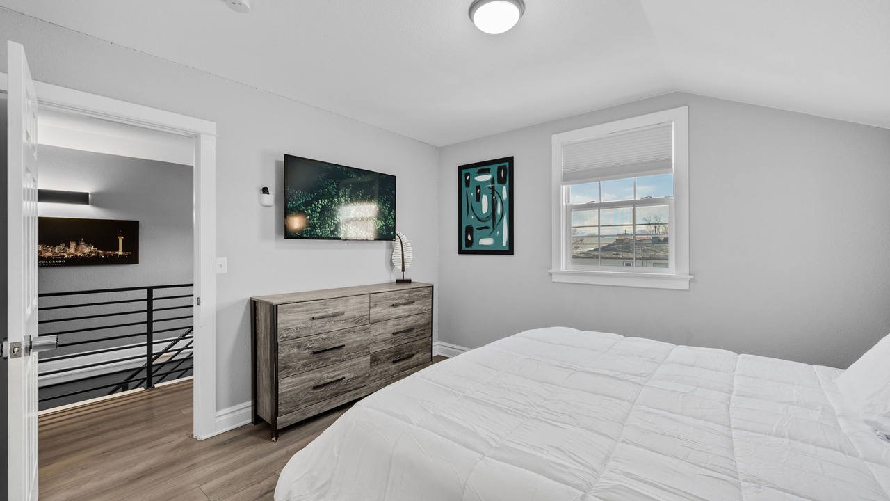 Photo of Bedroom in Athmar Park