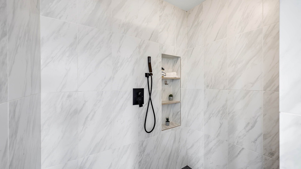 Photo of Bathroom in Athmar Park