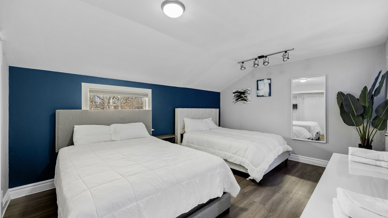 Photo of Bedroom in Athmar Park