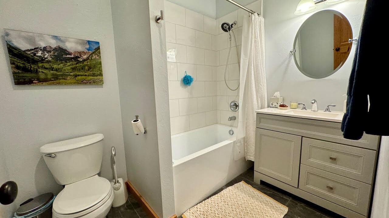 Photo of Bathroom in Solar Ranch