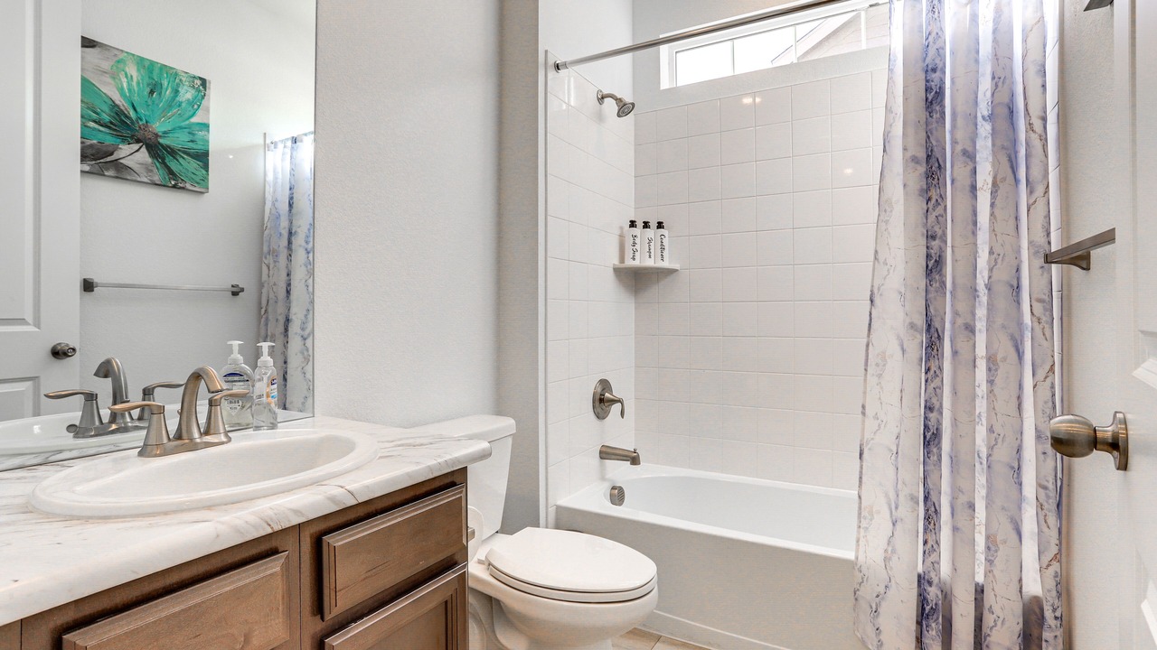 Photo of Bathroom in Commerce City