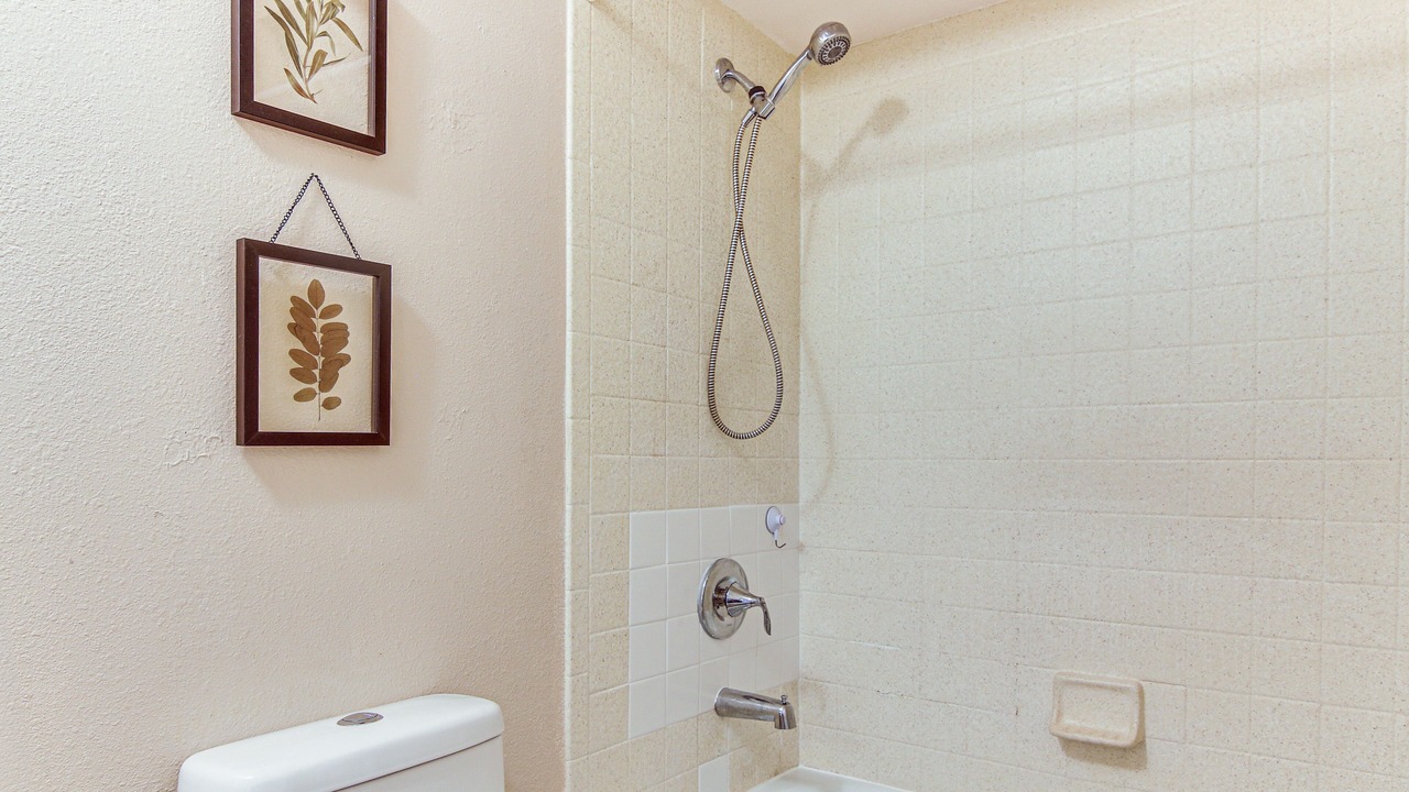 Photo of Bathroom in Skyway