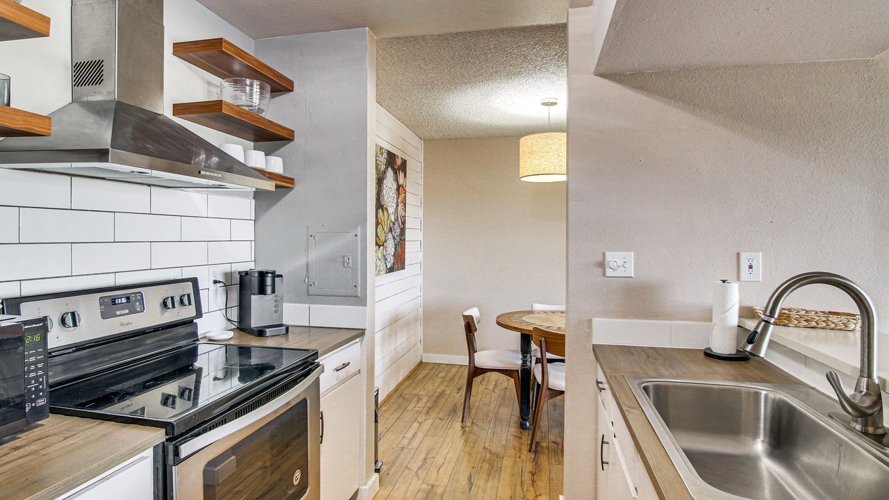 Photo of Kitchen in Skyway