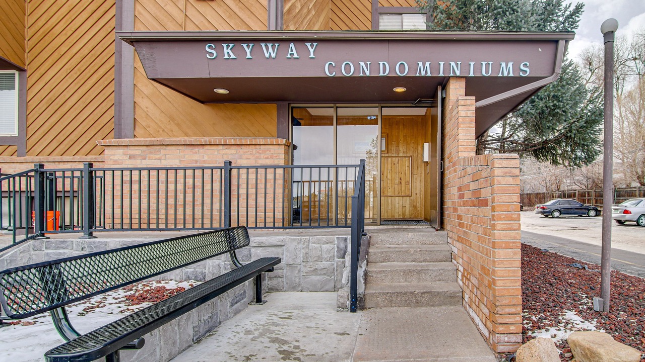 Photo of Outdoor in Skyway