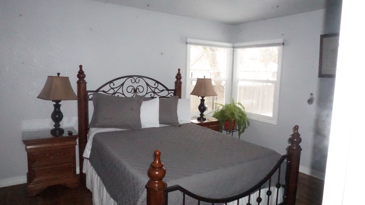 Photo of Bedroom in East Colfax