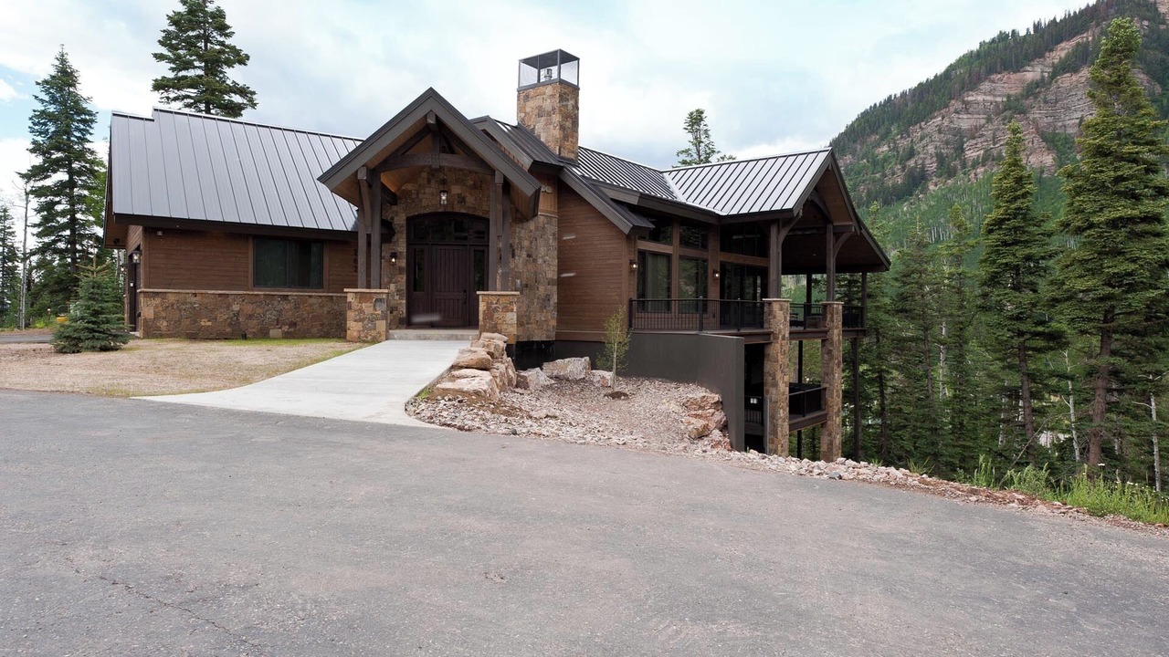 Photo of Outdoor in Columbine Lake
