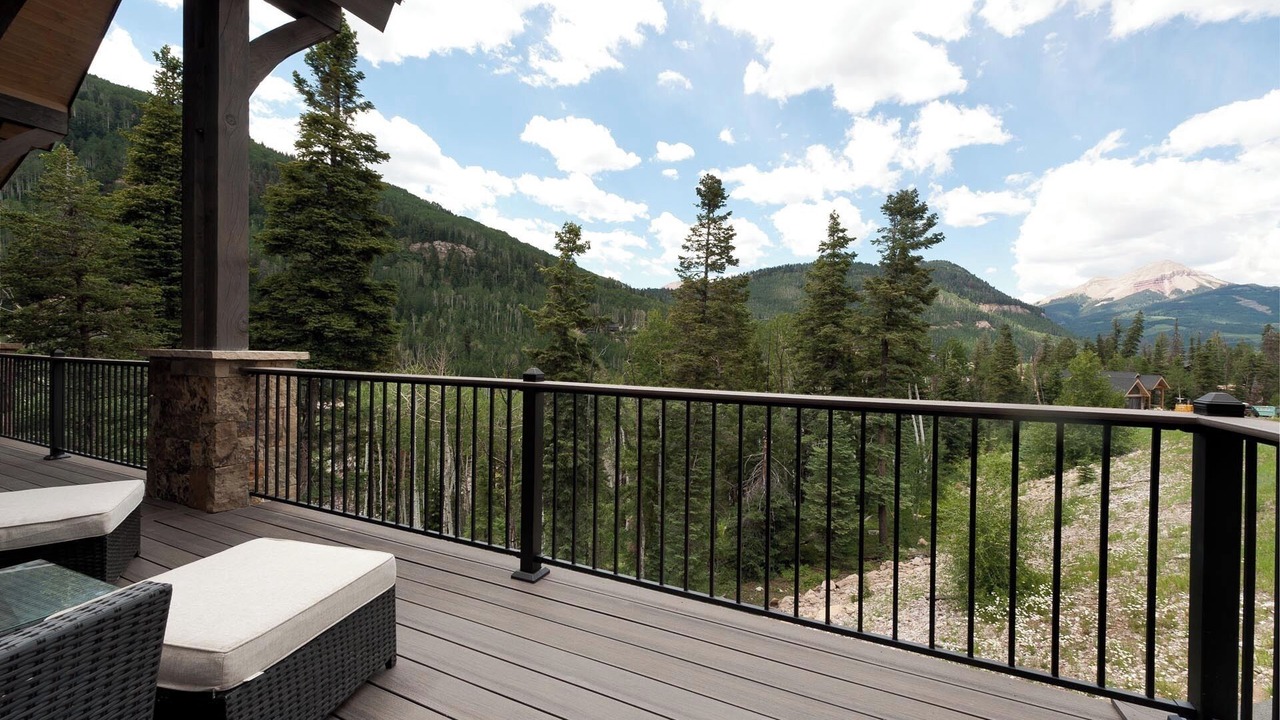 Photo of Outdoor in Columbine Lake