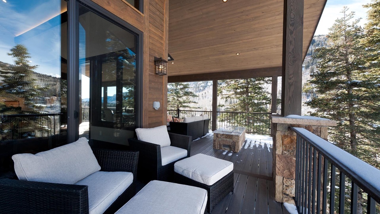 Photo of Outdoor in Columbine Lake