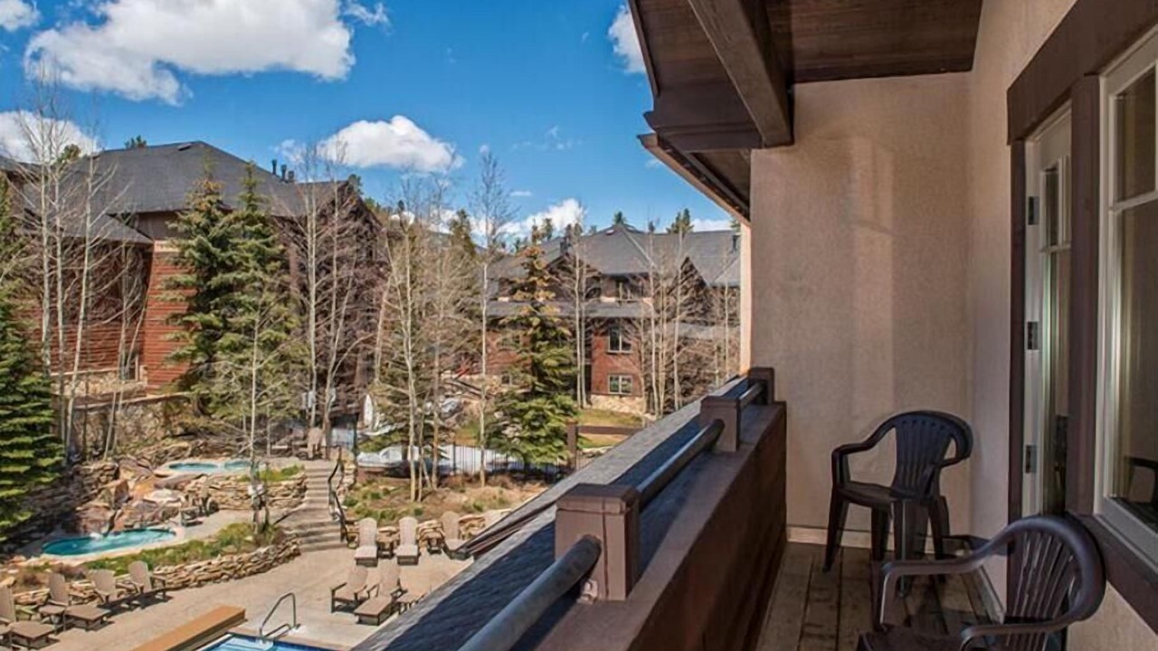 Photo of Outdoor in Peak 9
