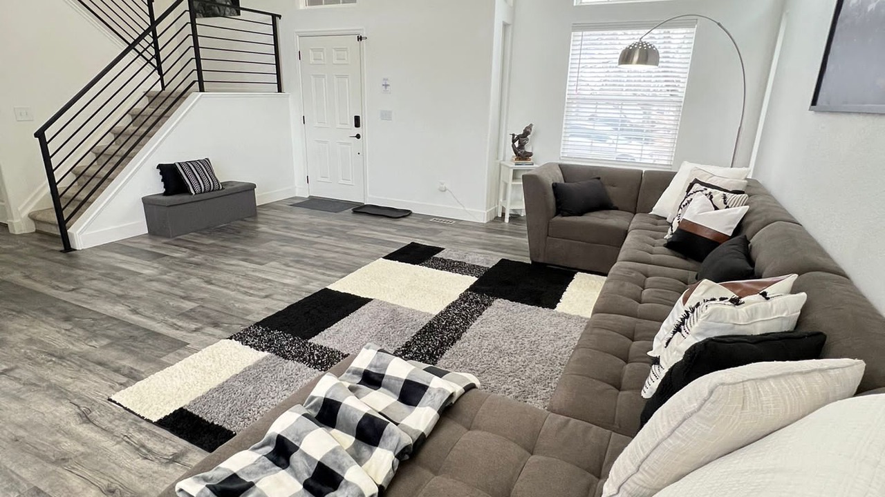 Photo of Livingroom in Lone Tree
