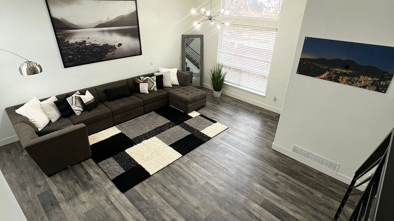 Photo of Livingroom in Lone Tree