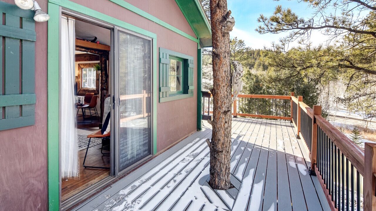 Photo of Patio Balcony in Pine