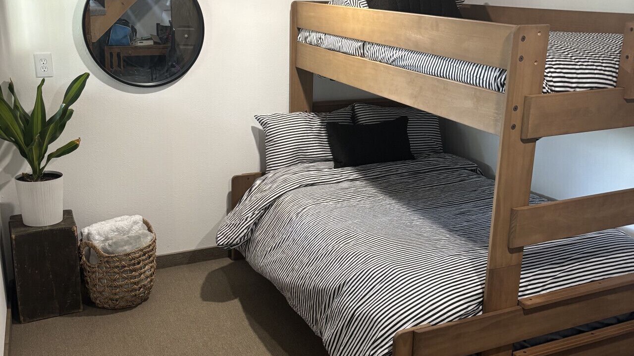 Photo of Bedroom in Pine