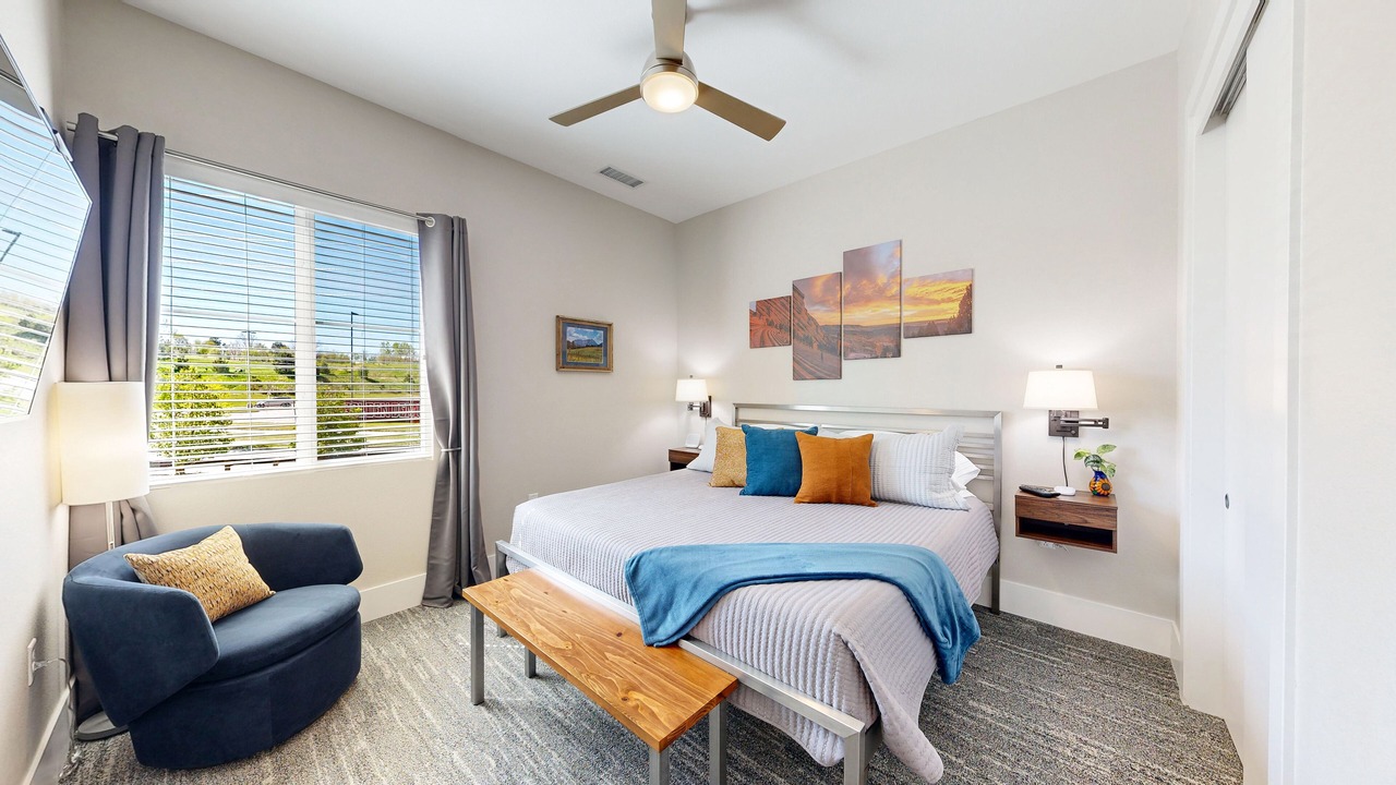 Photo of Bedroom in Golden