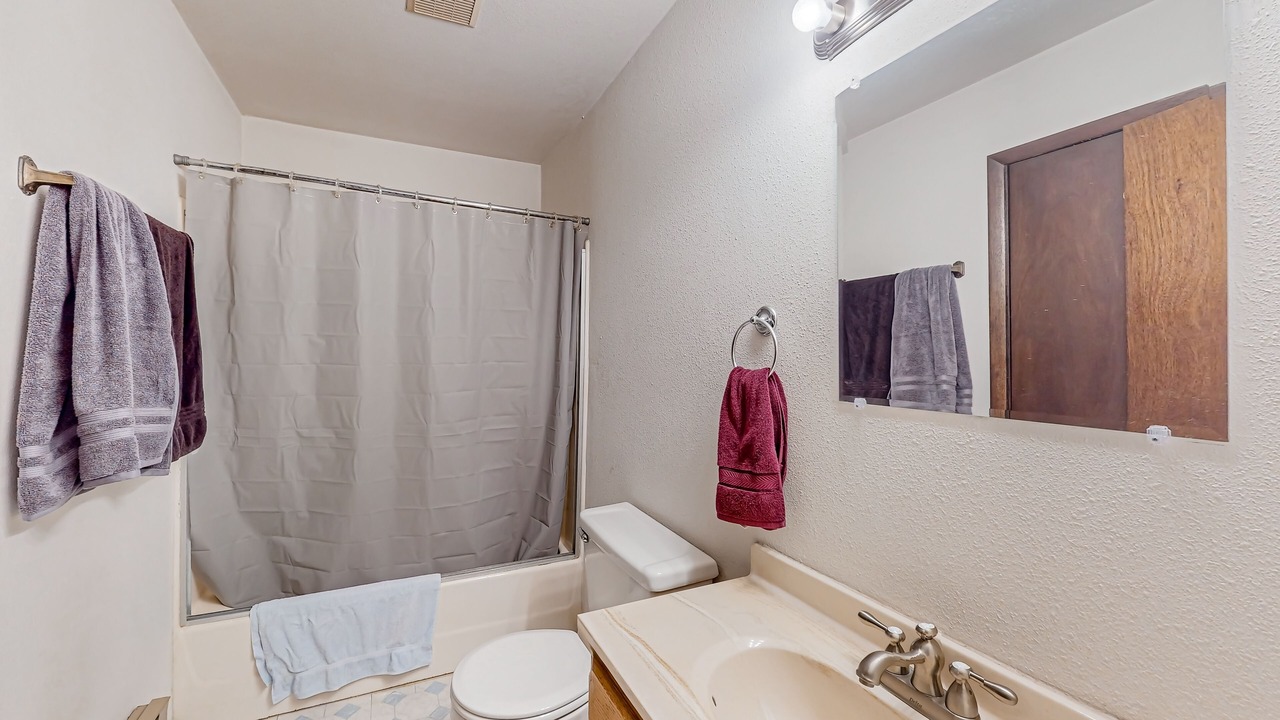 Photo of Bathroom in Alamosa