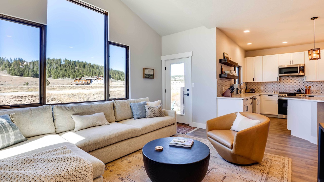 Photo of Livingroom in Tabernash