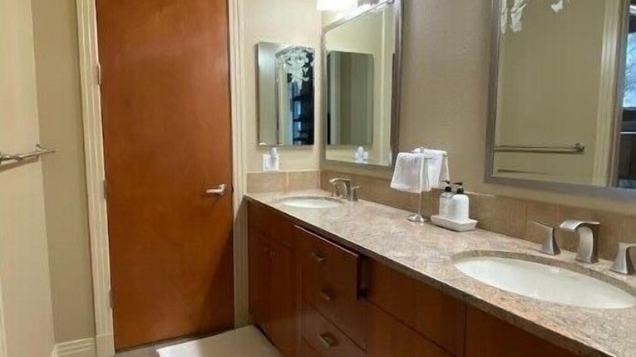 Photo of Bathroom in Genesee