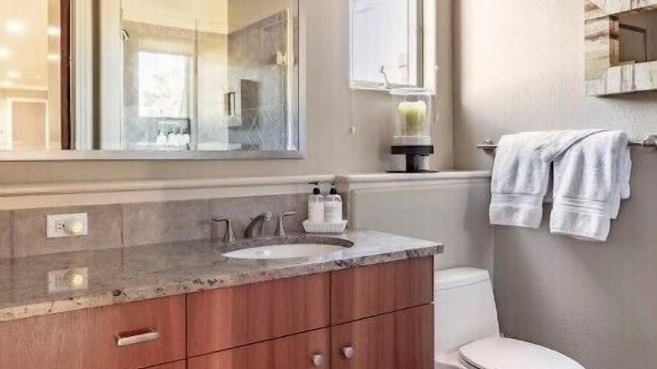 Photo of Bathroom in Genesee