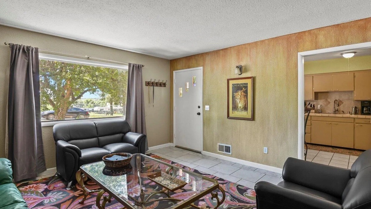 Photo of Livingroom in Littleton