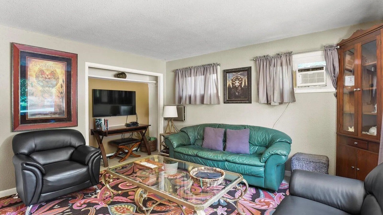 Photo of Livingroom in Littleton