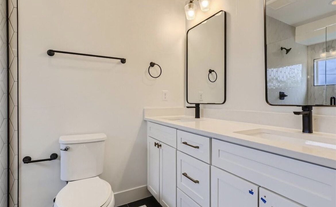 Photo of Bathroom in West Colfax