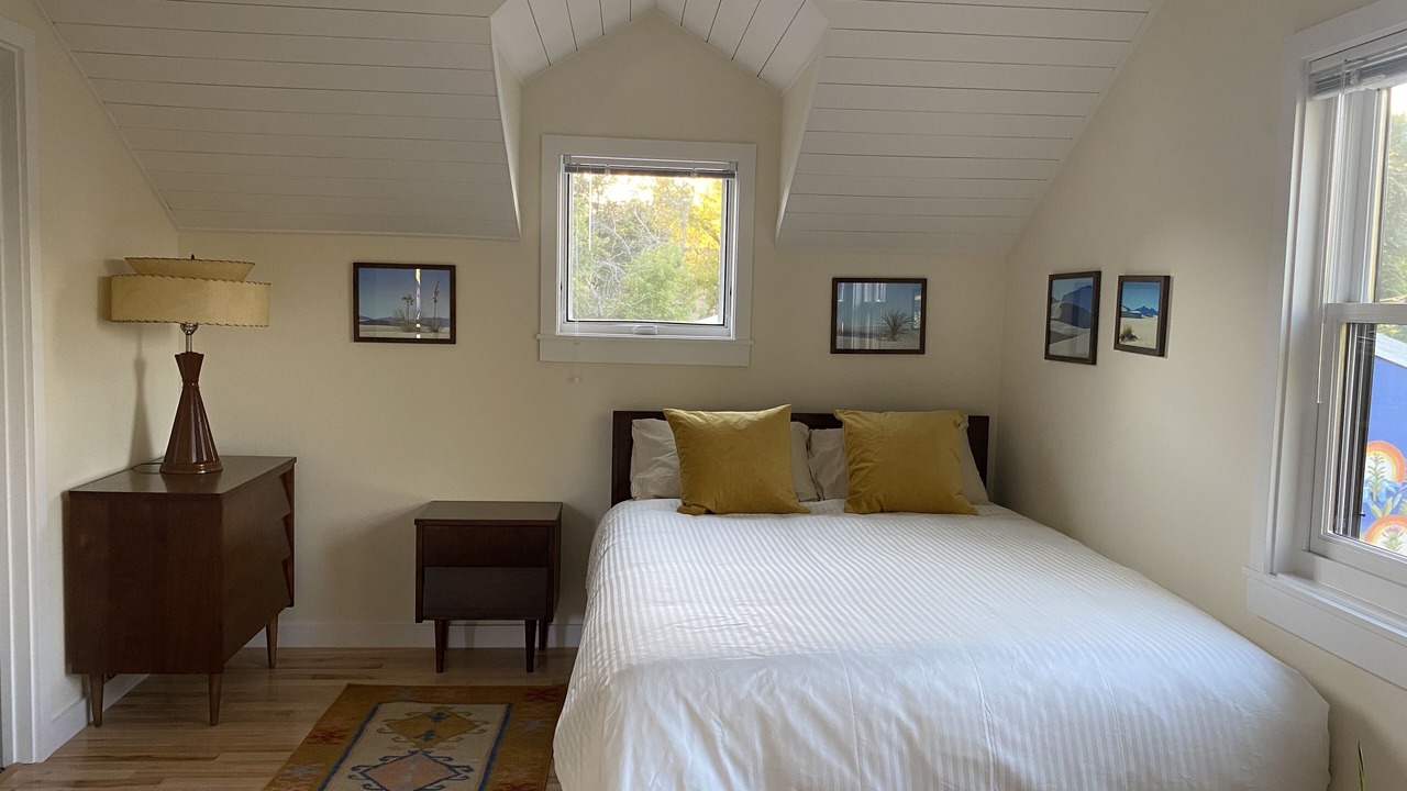 Photo of Bedroom in Martinez Park