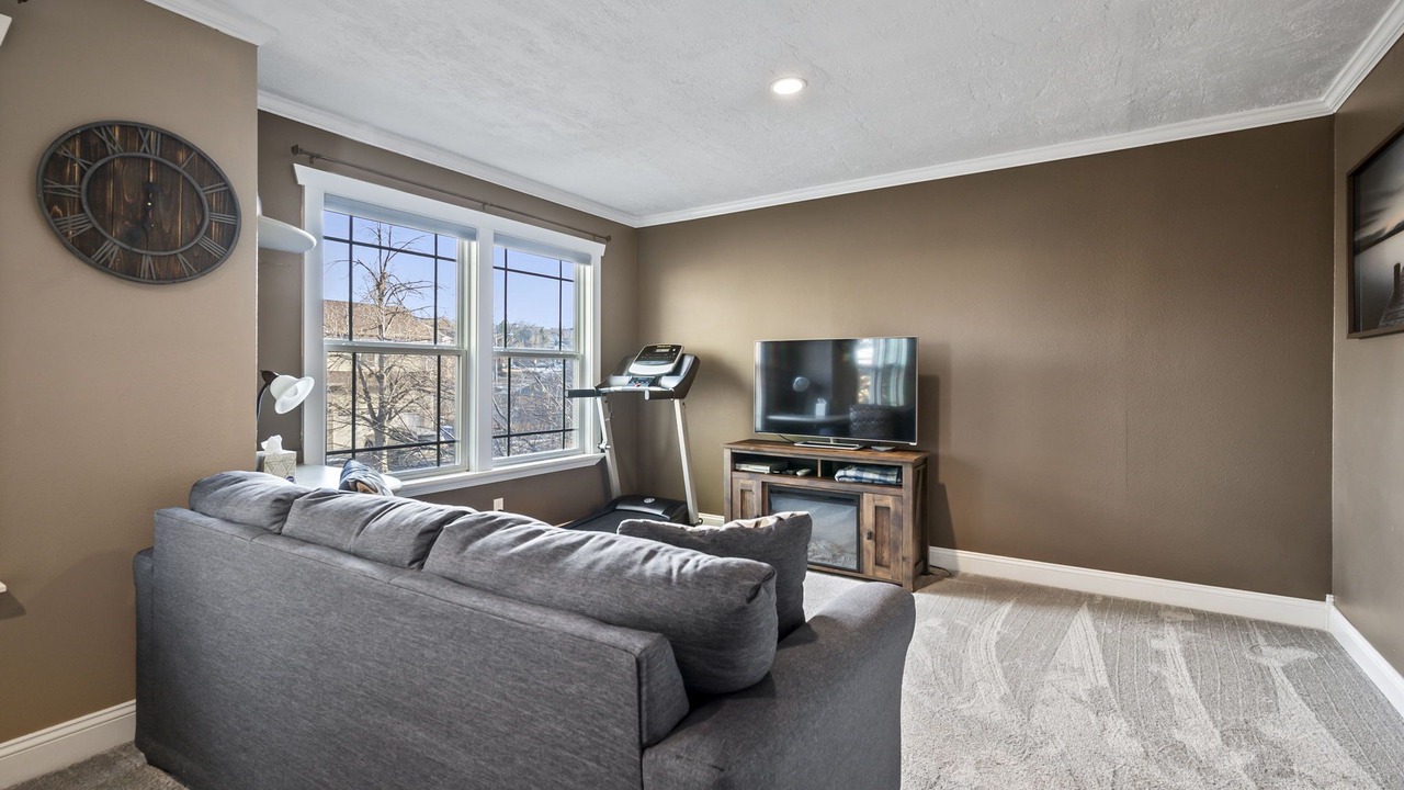 Photo of Livingroom in Northeast Colorado Springs